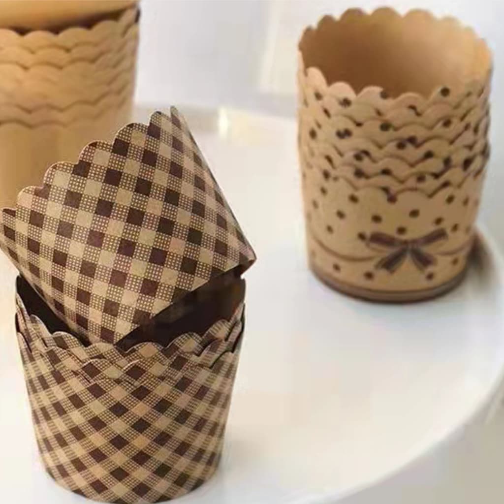 Forminhas De Papel para Bolos e Cupcake 12 unidades Sortidas Tamanho 6*5.5 cm