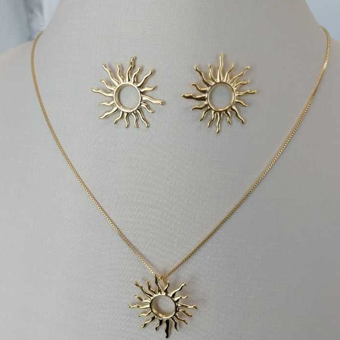 Colar e Brinco Raio de Sol Vazado Banhado a Ouro 18k e a Prata