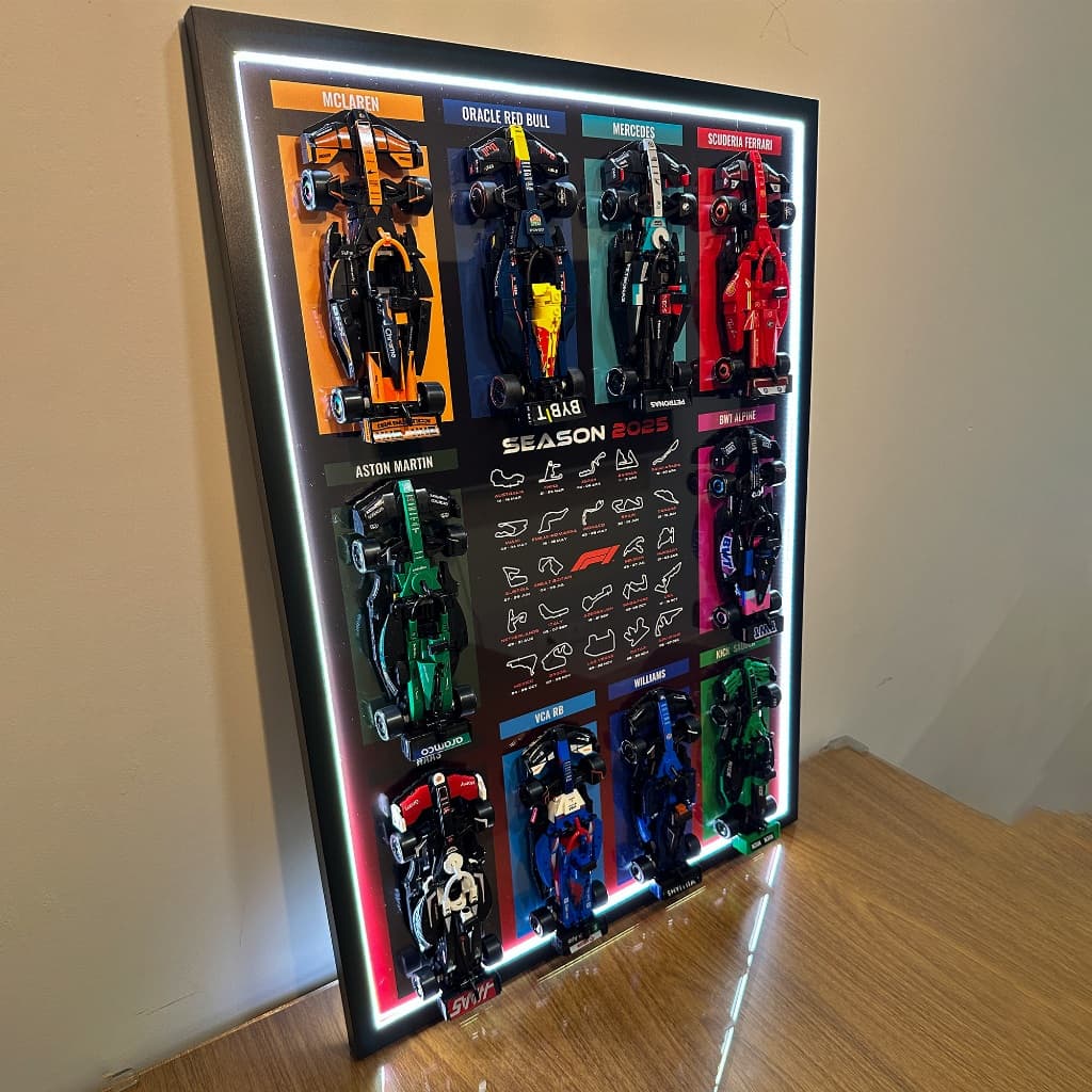 Quadro Exposior para Lego Speed Champions 2025 com LED - 50x70CM