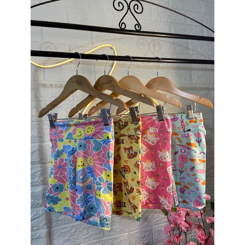 Kit Com 4 SHORTS Legging Suplex Moda Infantil Desenhos