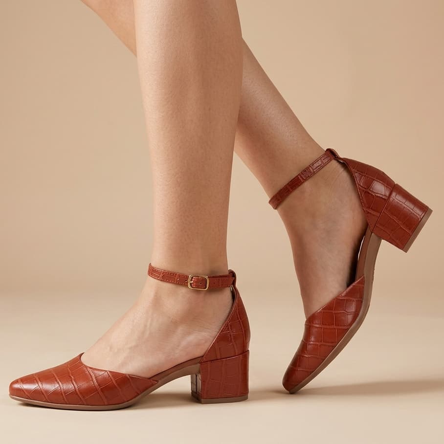 Tamanco Feminino Mule Scarpin Bico Fino Croco Salto Médio Baixo Social E Confortável