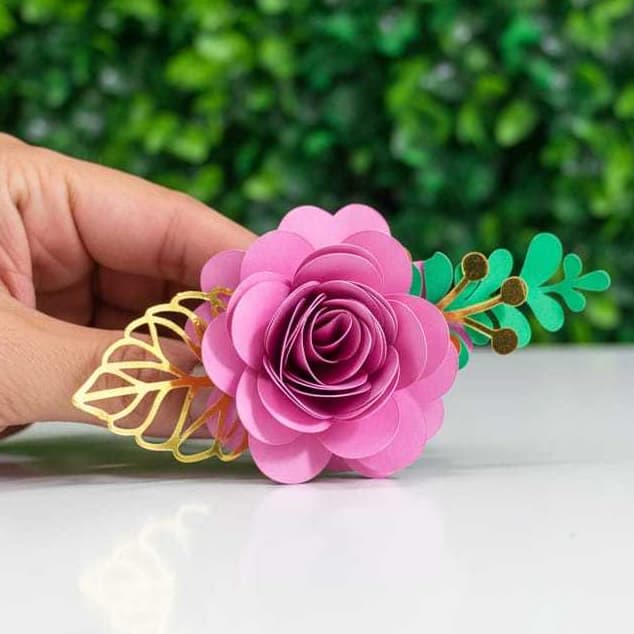 Flores de Papel color plus 3D + Folhagens Ouro Lamicote - Diversas Cores - Kit  6 a 24 un