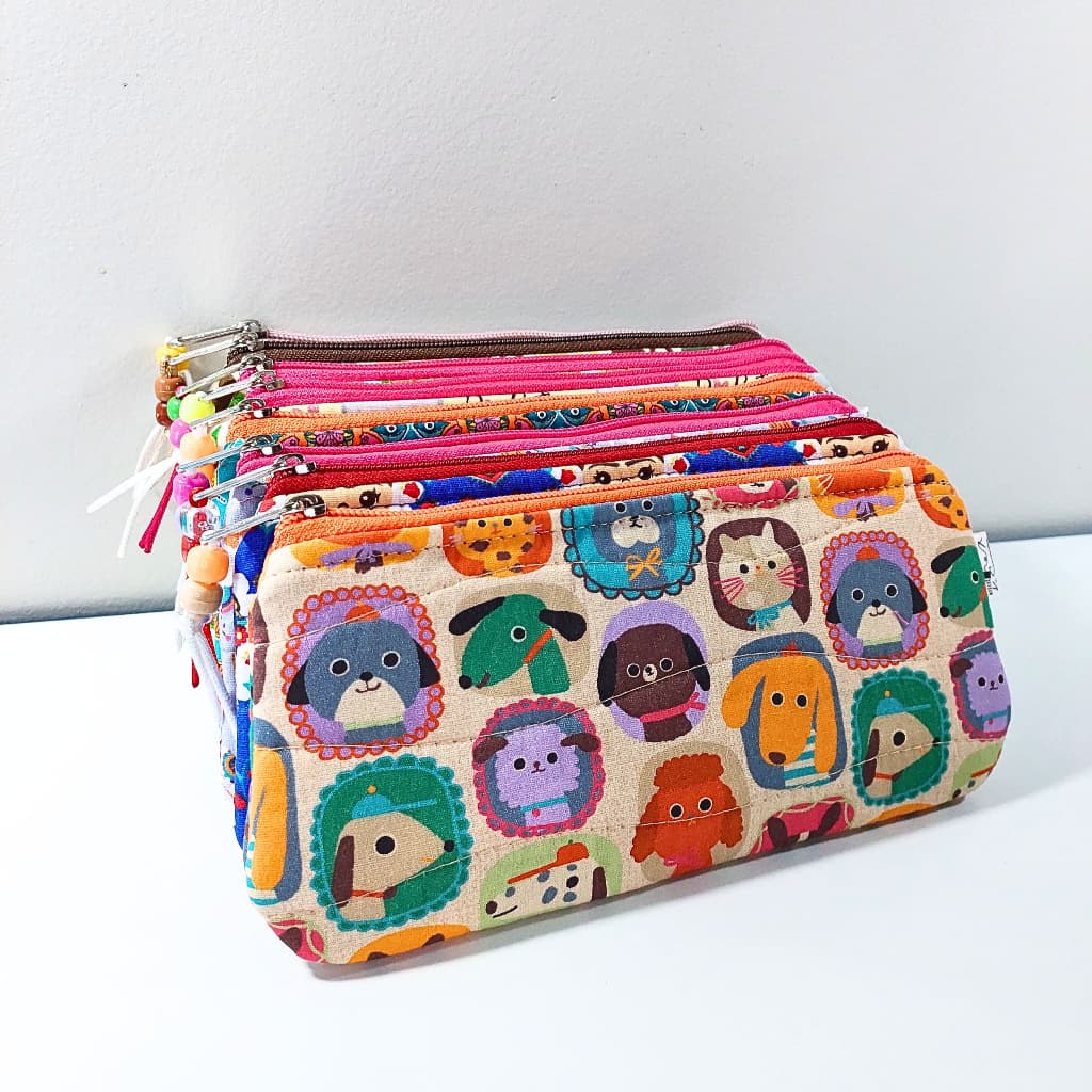 Necessaire Pequena Slim em Tecido | Organizador de Bolsa