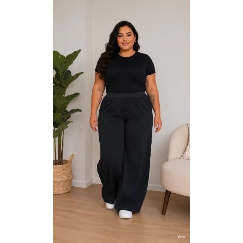 Calça Pantalona Feminina Plus Size com Cintura Alta em Moletom