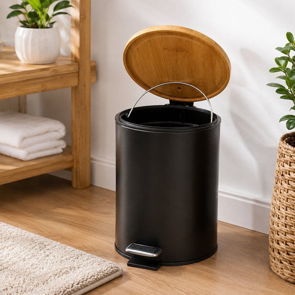 lixeira preta 5L multiuso com pedal e tampa de bambu com cestinho interno para saco de lixo