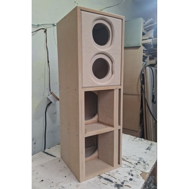 Torre para 2 médio grave 8p, driver até D250, cone 1125 e tweeter ST400