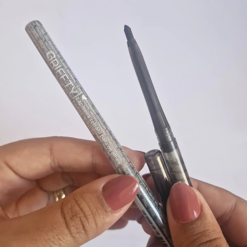 Lapiseira Retrátil para olhos e boca a prova d´água longa duraçãoe alta cobertura Griffty Make UP