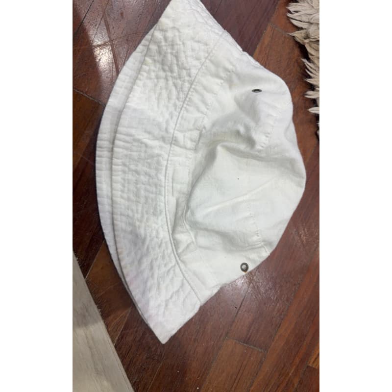 Chapéu branco infantil 60 cm usado