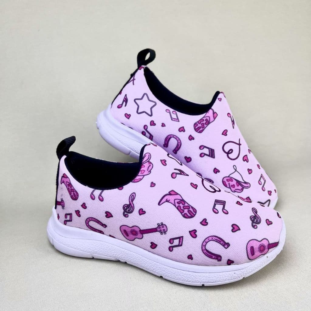 Tênis Feminino Infnatil Menina Kids Delicado Macio Estampa a Boiadeira