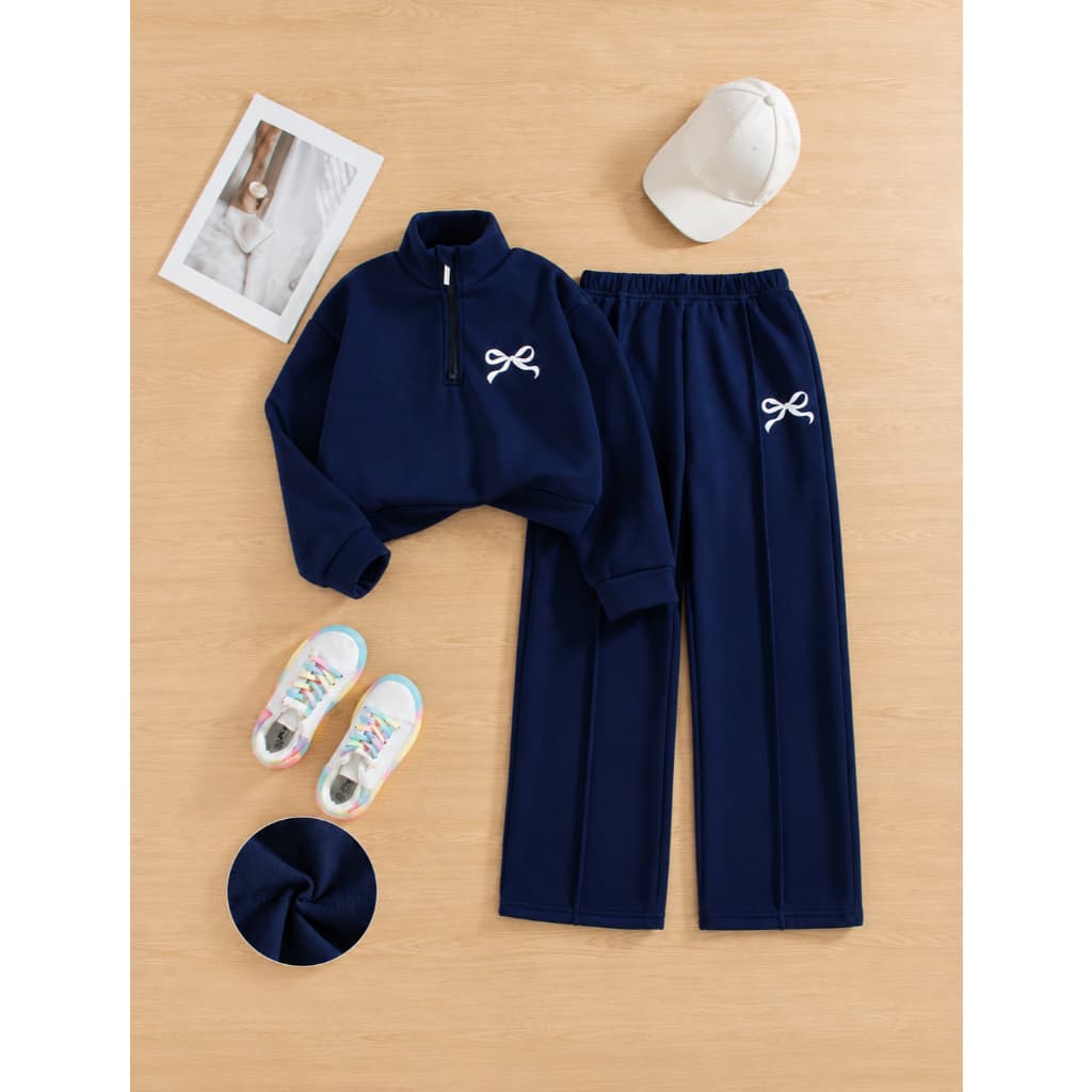 Conjunto Infantil Moletom Peluciado com Estampa de Laço e Calça Pantalona