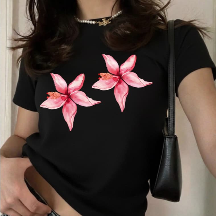 Camiseta Feminina Flor Tropical Hibisco Rosa Casual Dia a Dia Look Confortável
