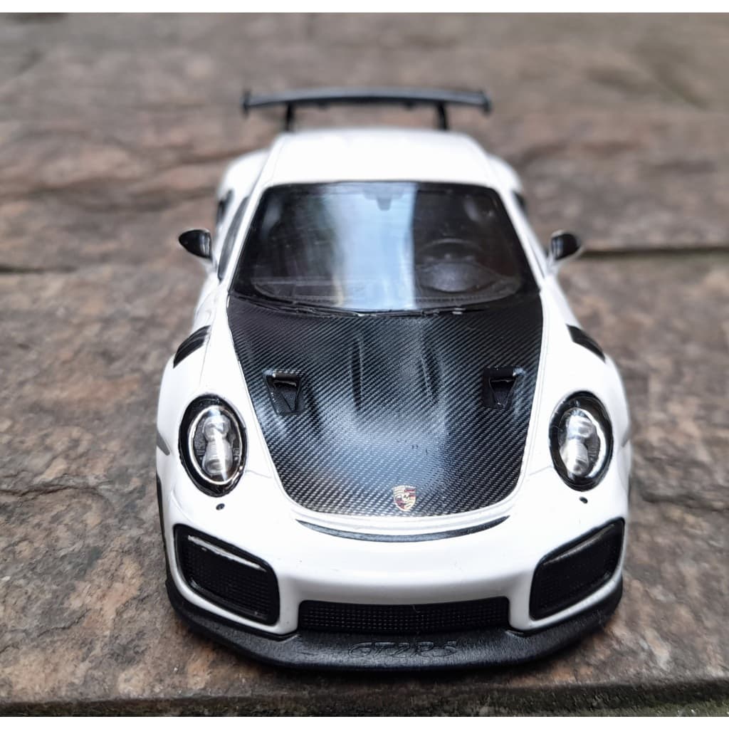 Miniatura Porsche 911 gt2 RS Branco Kinsmart 1:36 Metal e Fricção