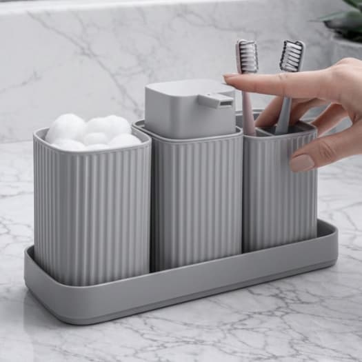 Kit Banheiro 04 Peças com Bandeja Porta Escova Dispenser de Sabote e Porta Algodão