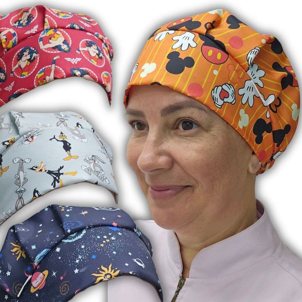 Touca Feminina Cirurgica de Personagem Com Elástico Gorro Confortavel