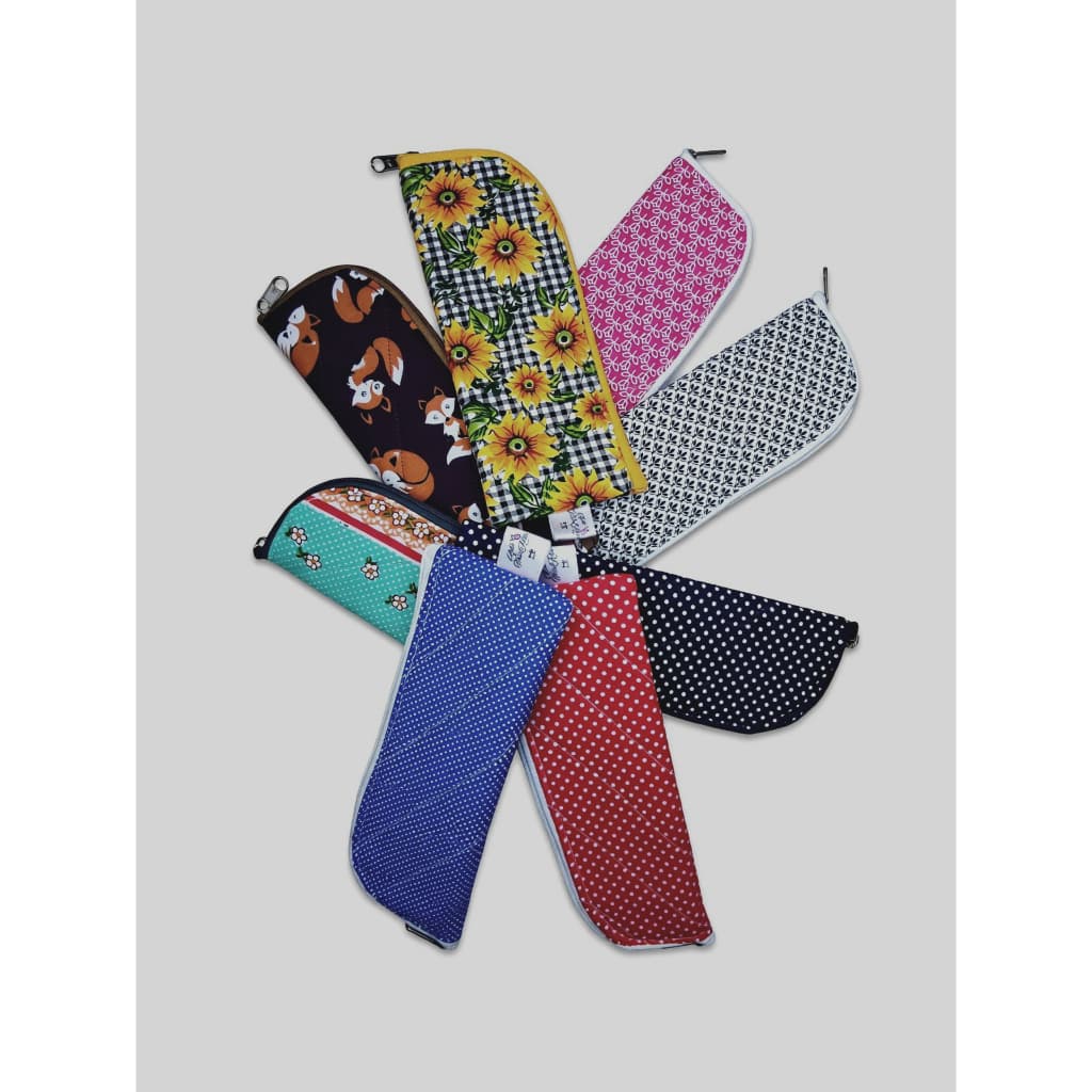 Porta Talheres ou produtos de higiene bucal de bolsa para o dia dia no trabalho ou viagensForro impermeável.