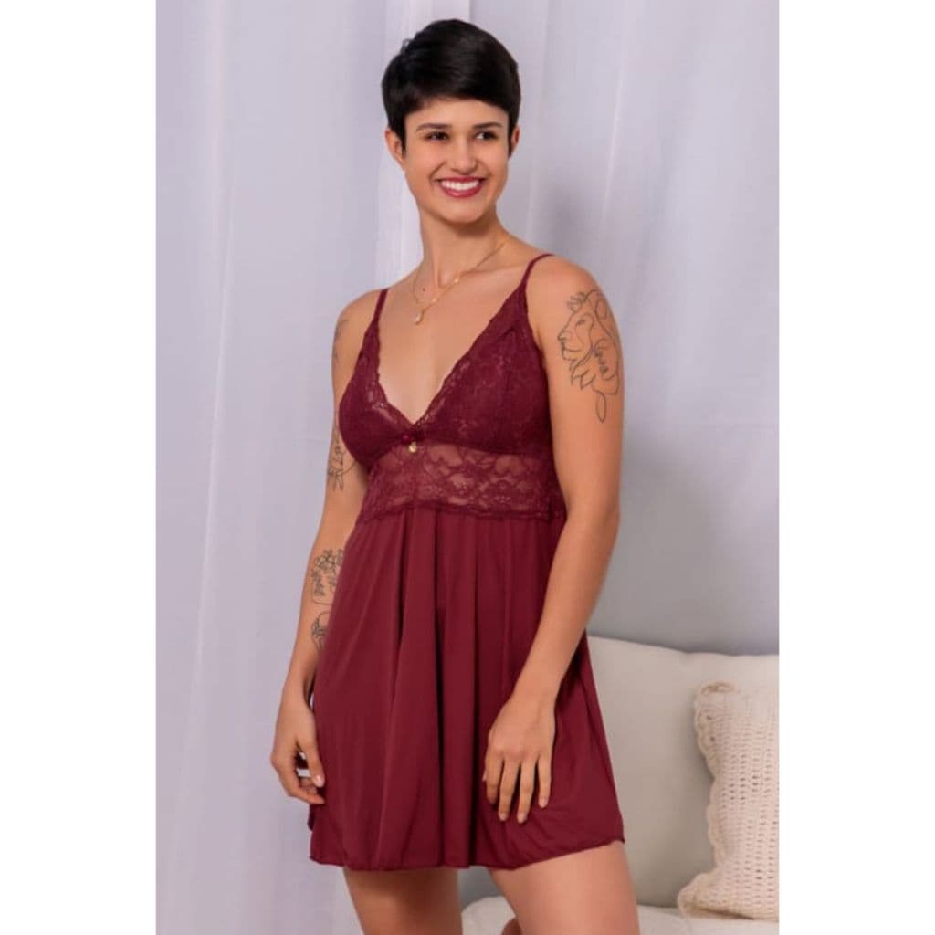 Camisola em liganete com detalhes em renda