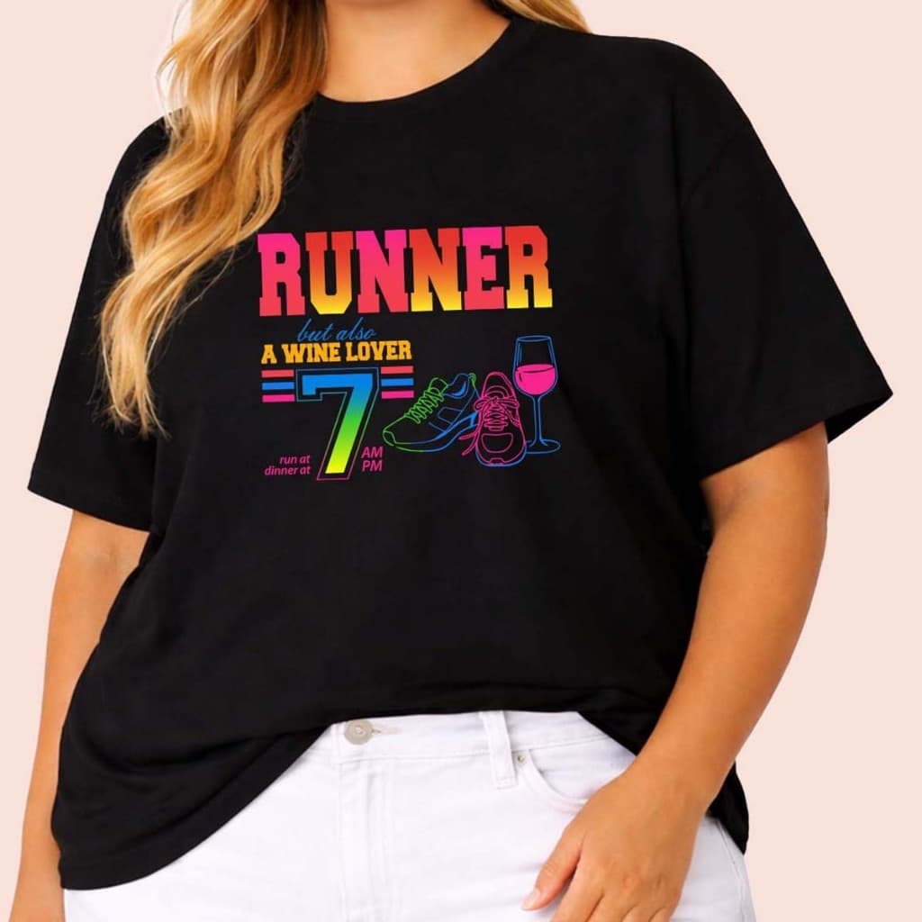 Camiseta Plus Size Feminina Suedini Estampada Praia Corrida Wine Lover Casual Confortável
