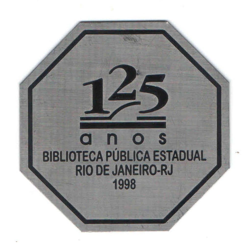 Placa em metal da Biblioteca Pública Estadual do Rio de Janeiro
