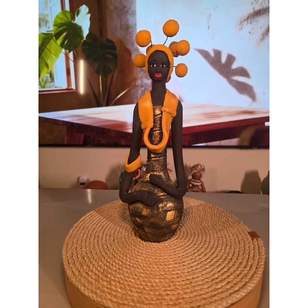 ESCULTURA DECORATIVA EM BARRO ARTESANAL  ARTE, PERSONALIDADE E AUTENTICIDADE PARA SUA DECORAÇÃO
