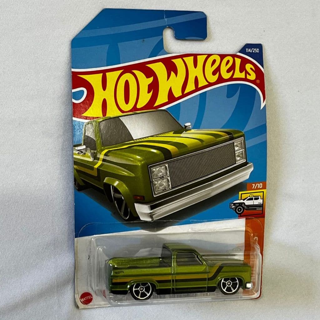 Carrinho Hot Wheels '83 Chevy Silverado - Mattel Miniaturas - Original - Coleção Hot Trucks
