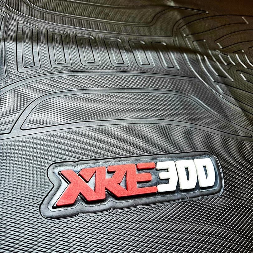 Capa de banco de moto XRE 300 personalizada 3D antiderrapante emborrachada