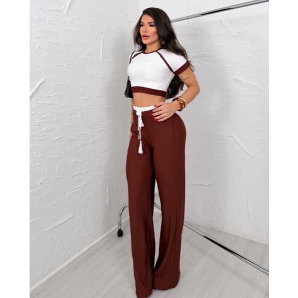 Conjunto Feminino Outono  Dakota Calça Pantalona e Blusa manga Curta. Duas Cores