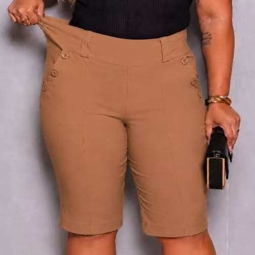 BERMUDA FEMININO PLUSZESI COM BOTÃO NO BOLSO TECIDO  MACIO E MUITO ELASTANO
