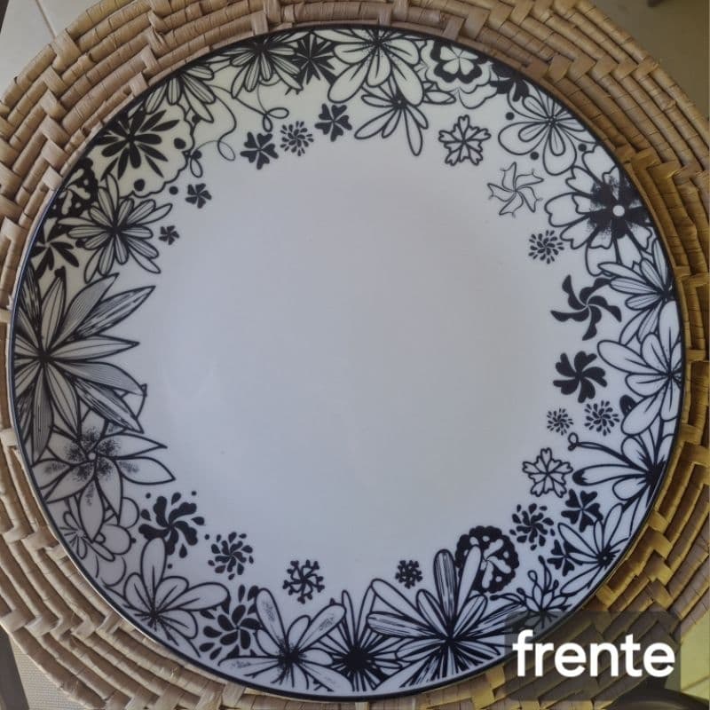Prato raso grande 30 cm cerâmica  Floresta Negra