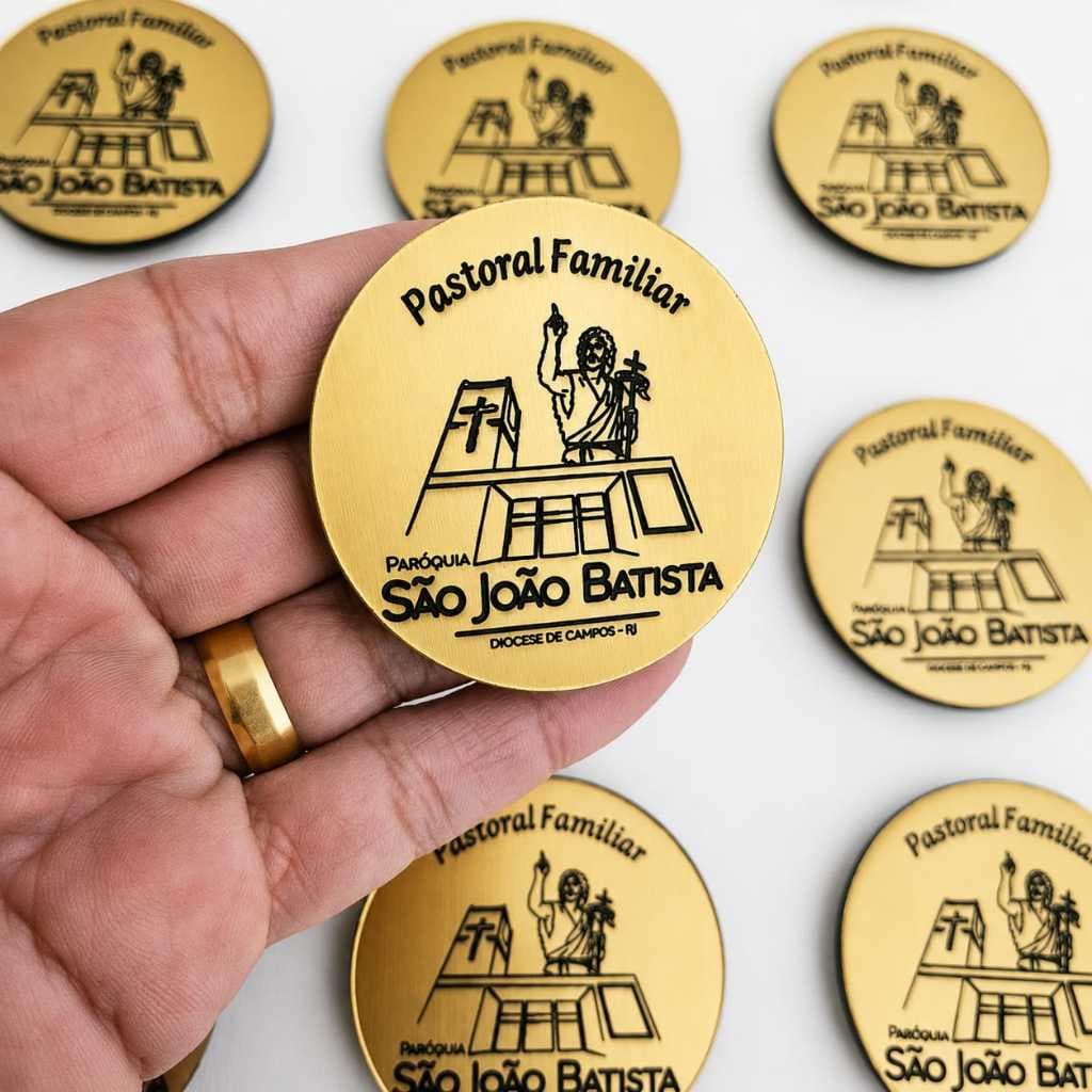 BROCHE MAGNÉTICO/ CRACHÁ PERSONALIZADO EM ABS- IDENTIFICAÇÃO PARA EMPRESAS, EVENTOS, IGREJAS...
