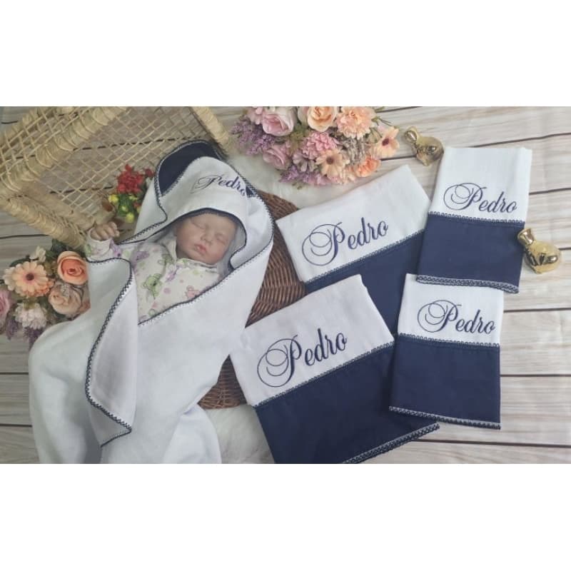 kits toalha capuz 70x70 fraldas ombro 70x35 fraldinhas de boca 35x35 personalizadas com nome do bebê