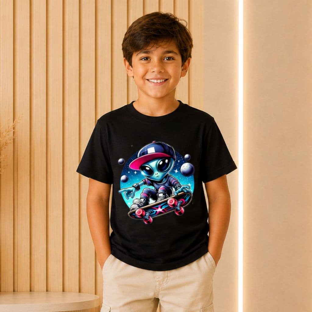Camiseta Infantil Alien Radical Skate Estampa Gamer Espacial Masculina Verão Novidade Moda Style