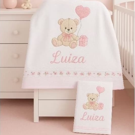 "Kit Toalha Fralda + Fralda de Boca Bordada Personalizada com Nome | Presente para Bebê