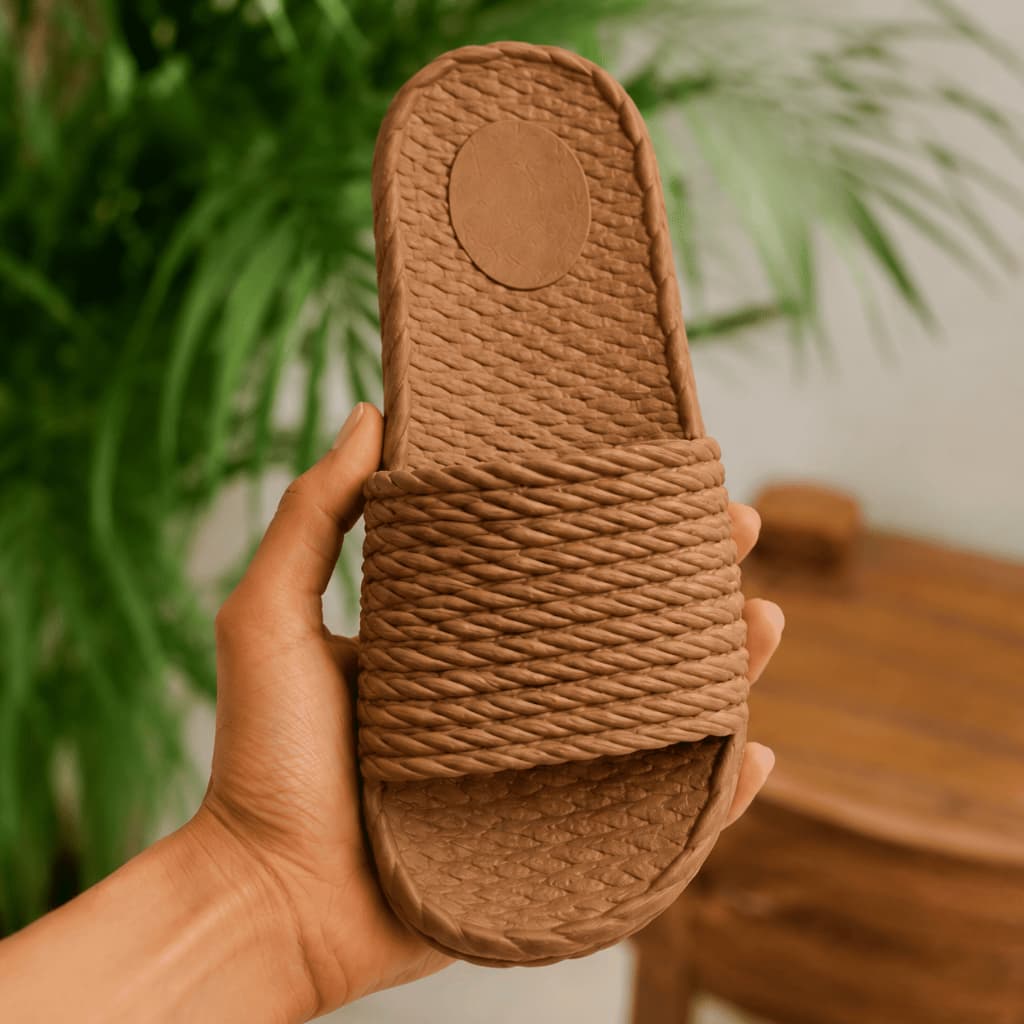 Chinelo Slide Risa Confortável Macio Antiderrapante Praia Verão Dia a Dia