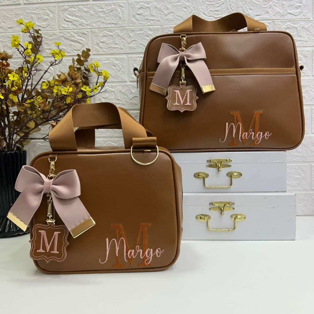 Kit bolsa maternidade personalizada com nome 2 peças +laços+tags.