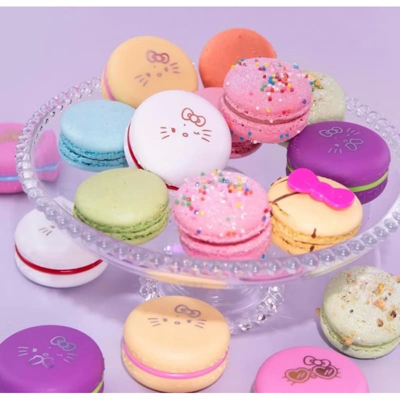 LIP BALM MACARON FPS 24 HELLO KITTY SABRINA SATO 8G