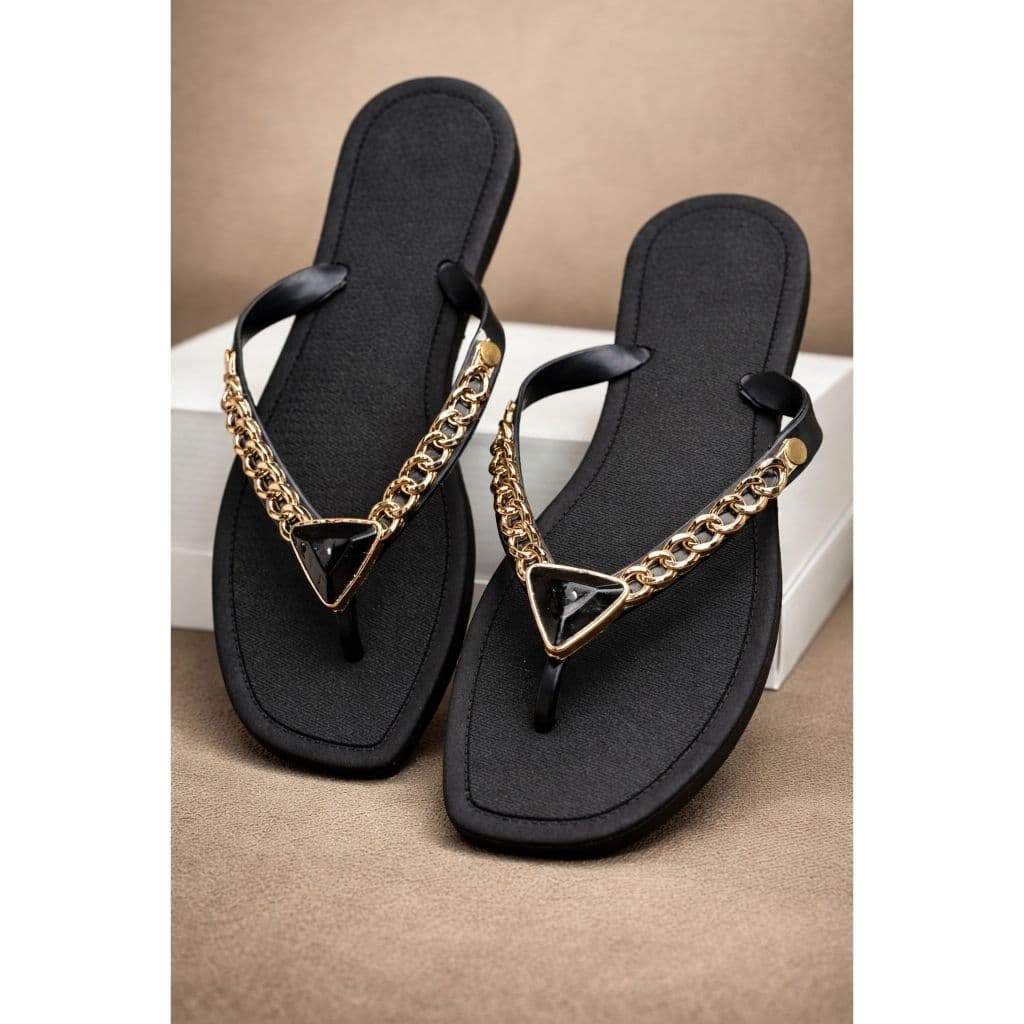 Chinelo Feminino Confortavel Solado Quadrado com Corrente Dourada e Pedraria Petro Lançamento