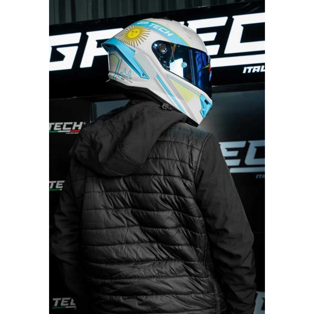 CAPACETE GP TECH PILOT CIRCUIT MOTO GP ARGENTINA PISTA F1 FECHADO ESPORTIVO BRANCO-AZUL CASCO ABS