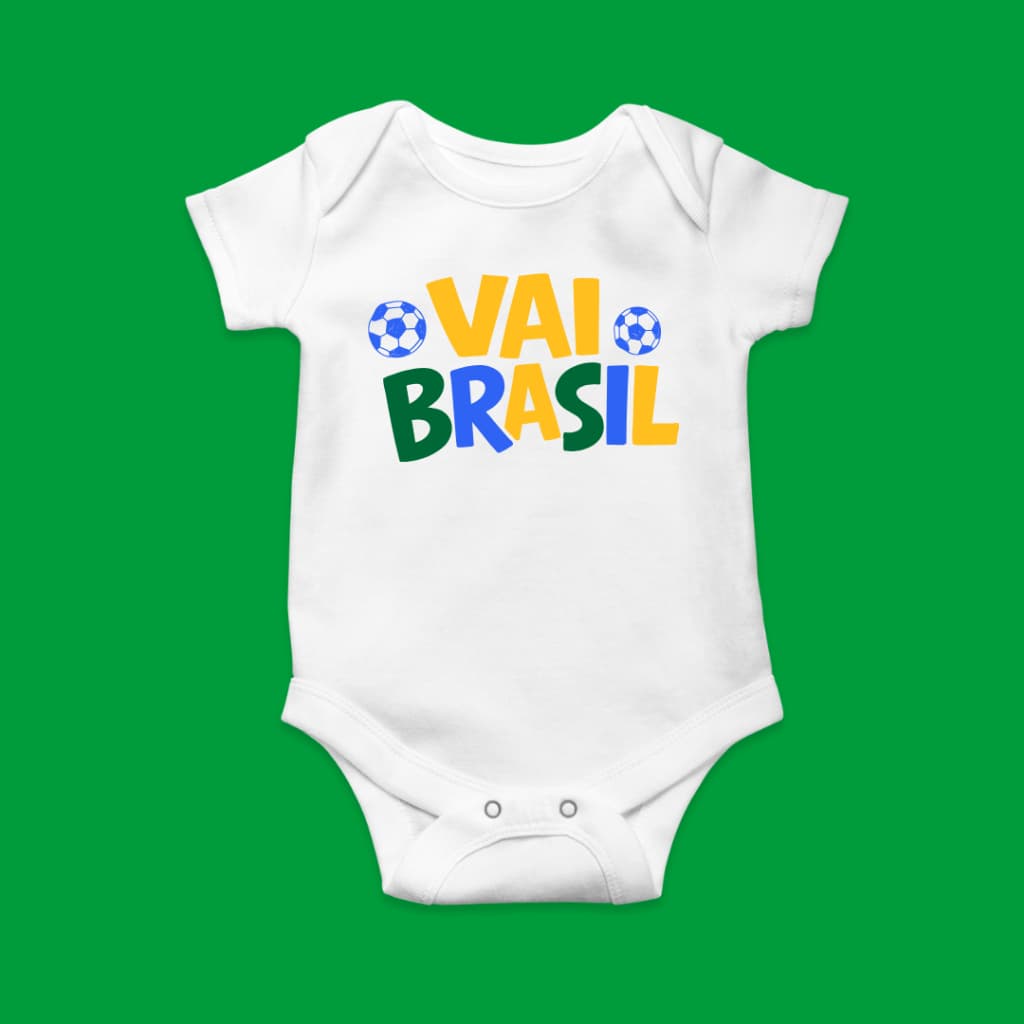 Body bebê infantil branco manga curta estampa Copa do Mundo Vai Brasil