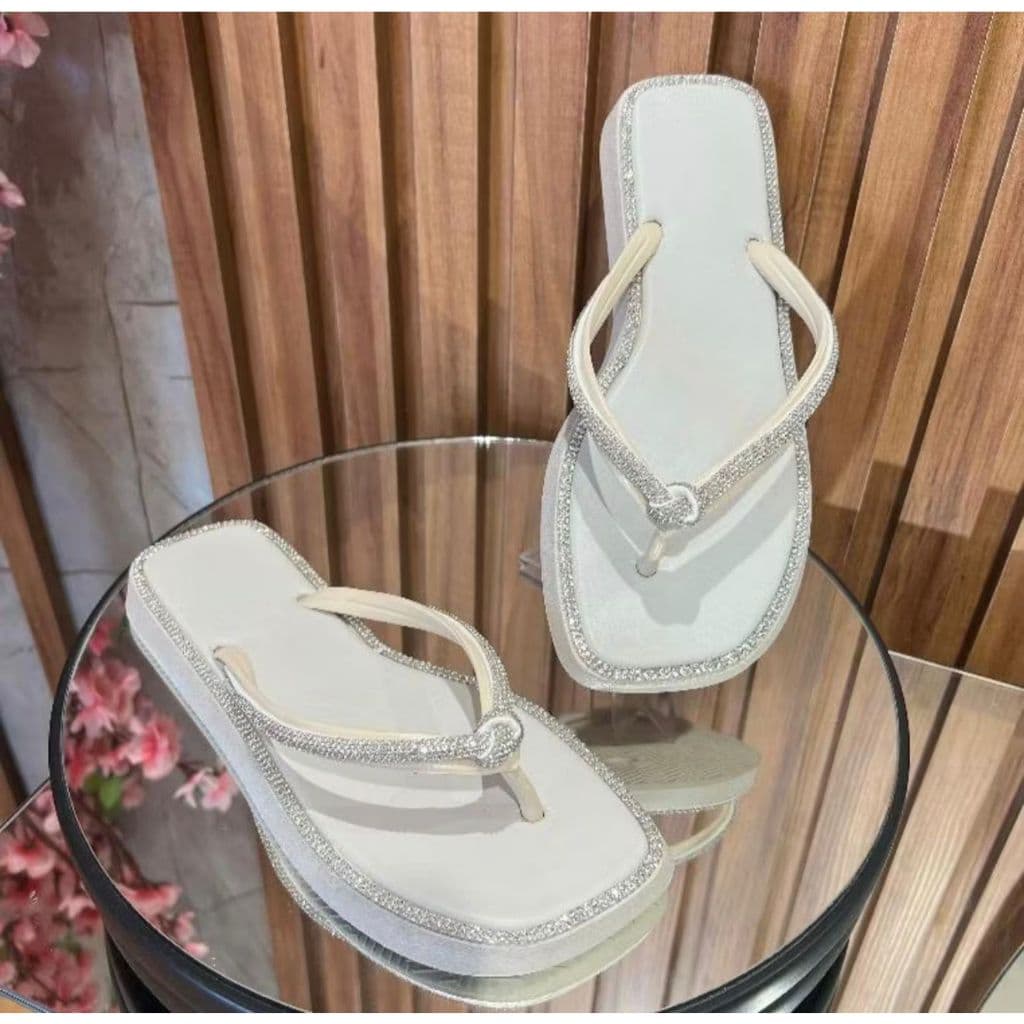 Chinelo feminino NO STRASS Premium Tendência Verao 2026