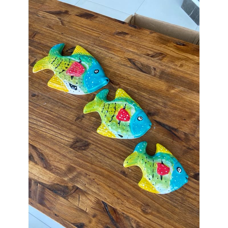 Peixe decorativo em gesso e pintura feita a mão. Produto artesanal