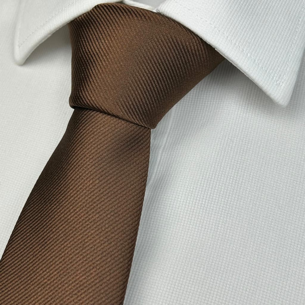 Gravata Marrom Slim e Semi Slim Riscadinha Masculina