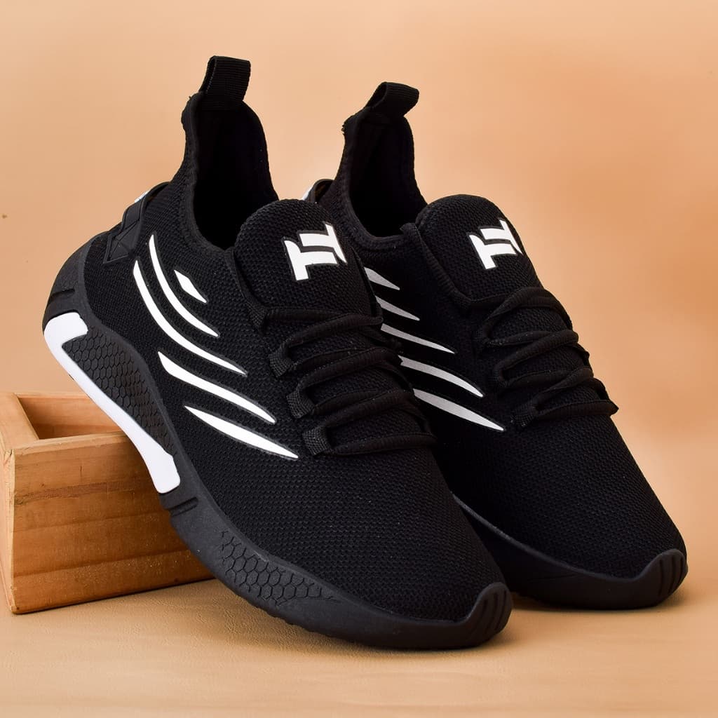 Tênis Running Unissex Preto Branco Leve Academia Conforto