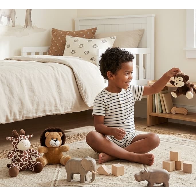 Kit Safari Urso de Pelúcia Antialérgico com 3 bichos: Leão, Girafa e Macaco