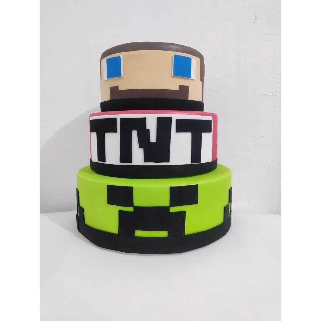 BOLO FAKE EM BASE DE ISOPOR E.V.A NO TEMA: TNT Mine - craft