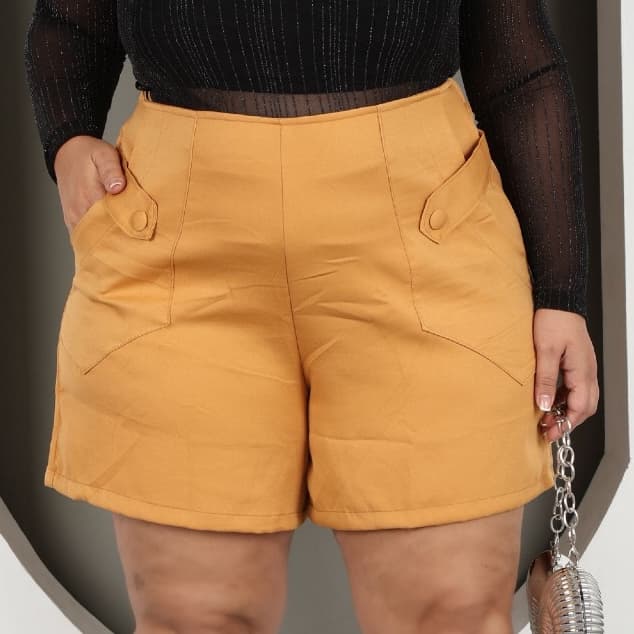 Bermuda Plus Size Feminino Em Alfaiataria Cintura Alta Bolso Funcional Elegante e Estiloso