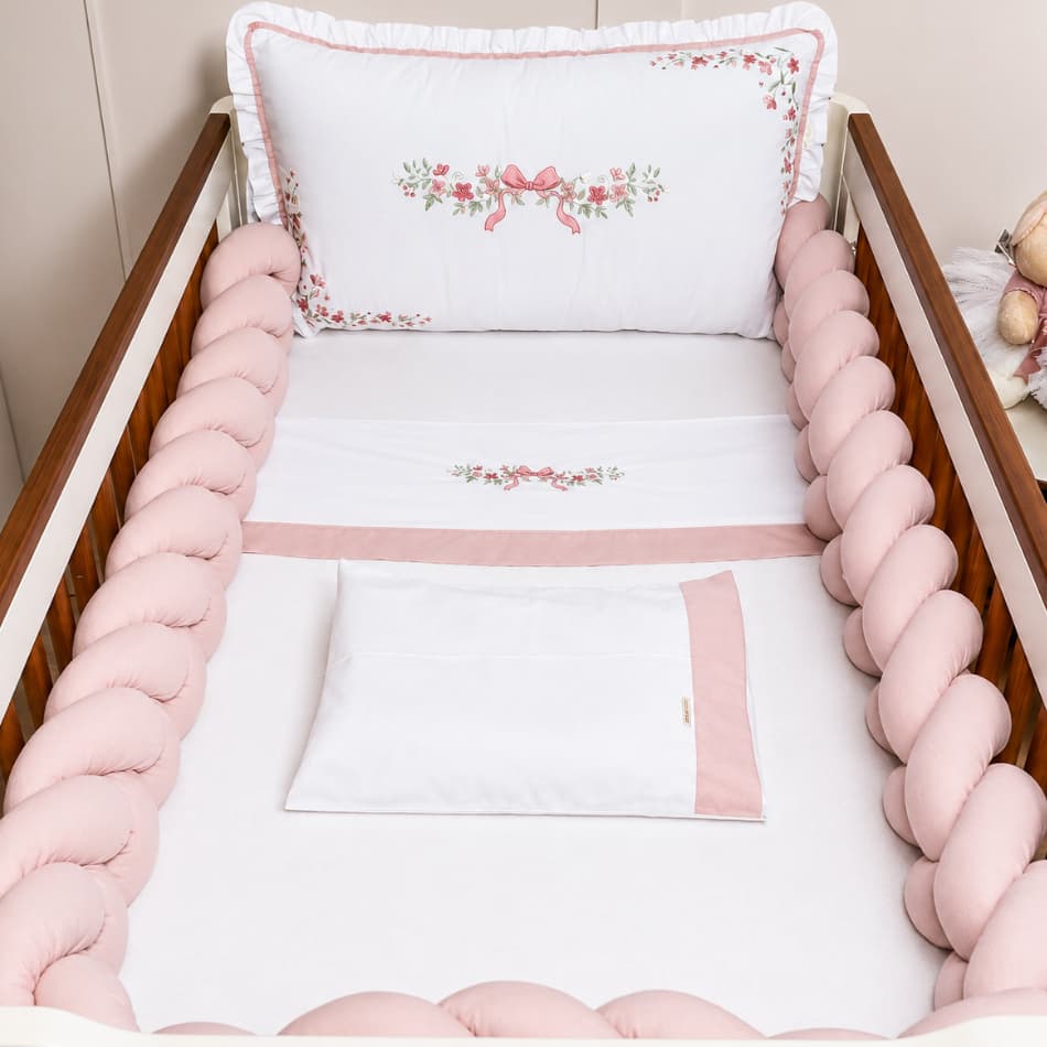 Kit Berço Americano Menina Minimalista Laço Floral Rose Luxo Bordado com Trança