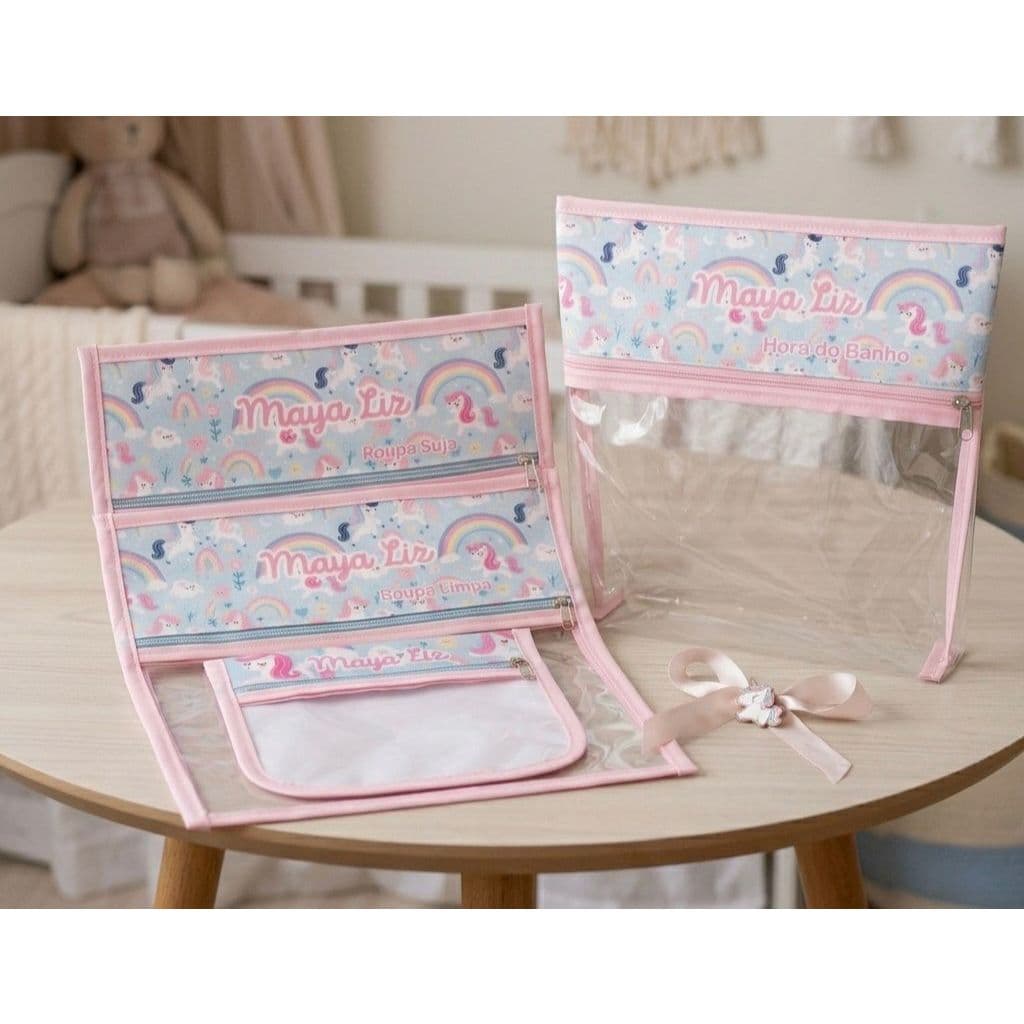 kit creche  4 peças impermeavel personalizado com nome e tema desejado