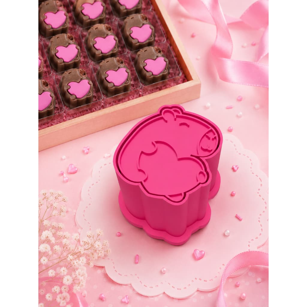 Ejetor e modelador de docinhos e brigadeiro - Capivara com Coração - CONFEITARIA