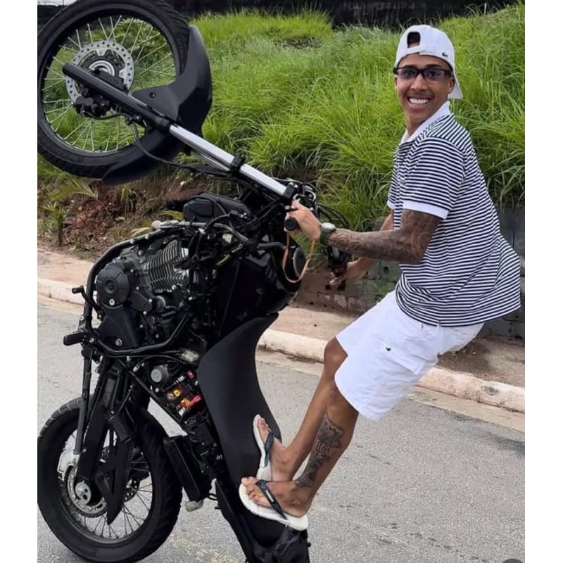 ARMAÇÃO TROCA A PERNINHA