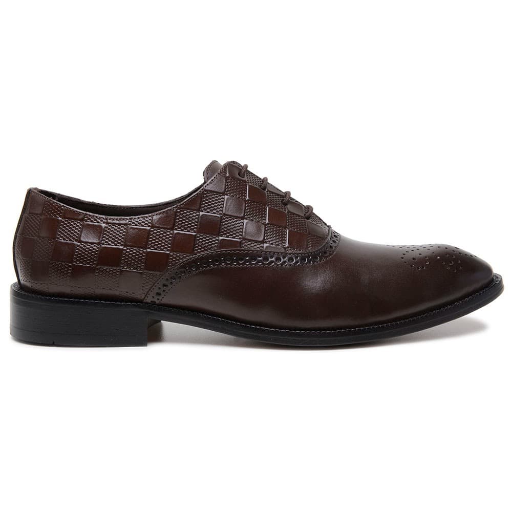 Sapato Social em Couro Estiloso Masculino Café Luxo Forrado em Couro Elegante Derby Oxford Brogue Lançamento